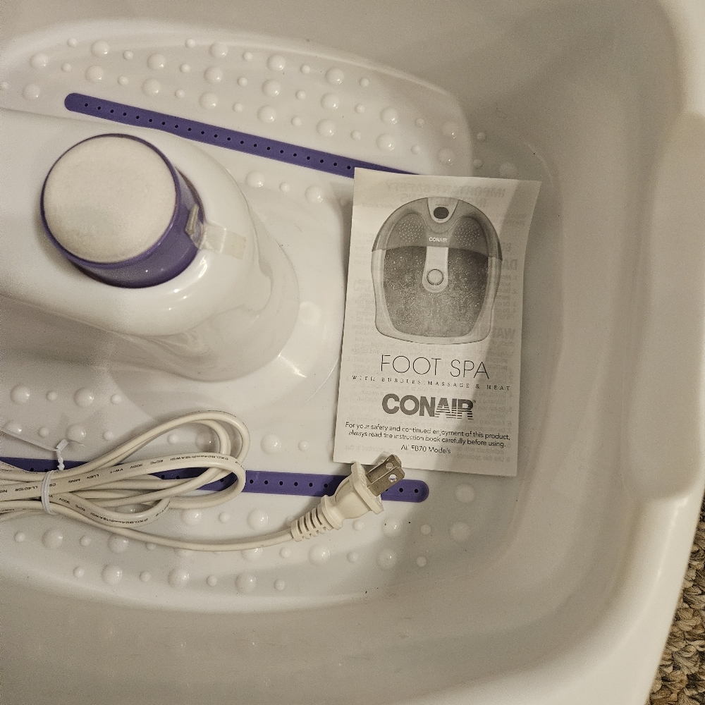 Footspa with bubbles  massage and heat - Picture 5 of 5